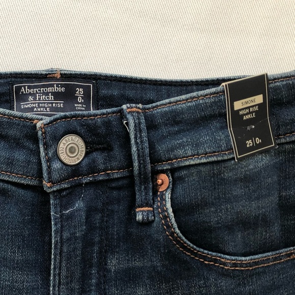 Dark Wash Skinny Jeans with Rainbow Detailing and Distressed Bottoms - Picture 4 of 4